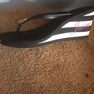 Juicy couture wedges flip flops/sandals